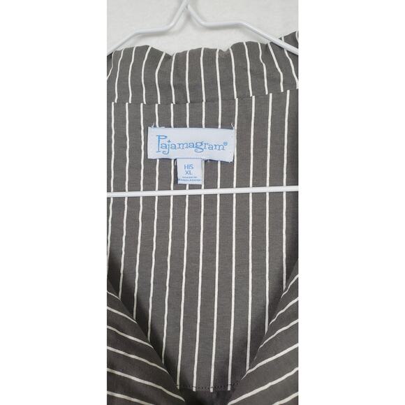 Pajamagram Gray Stripe Classic Button-Front Pajamas, Men Size XL PRE-OWNED - Picture 2 of 7